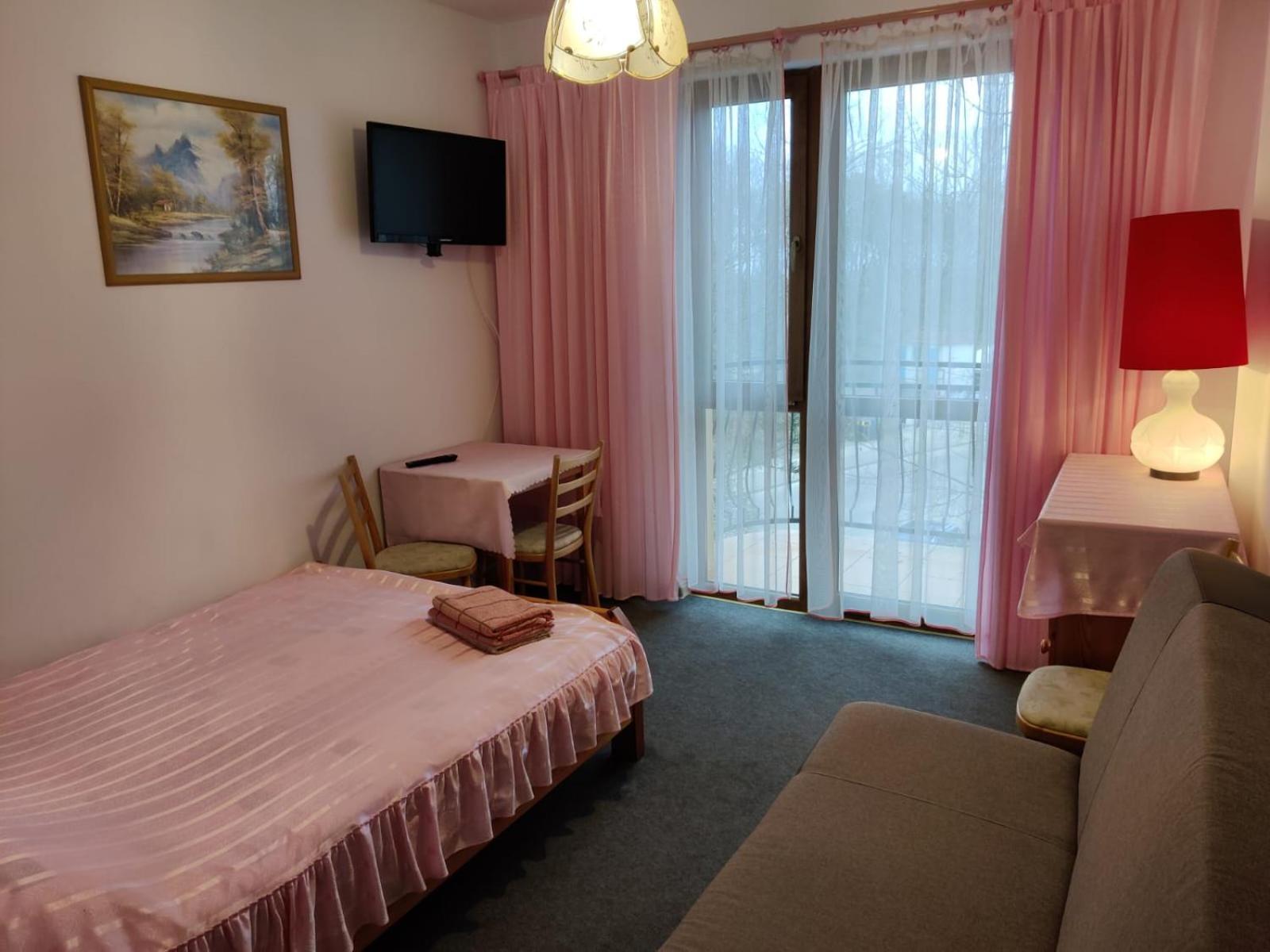 Wojterowka Apartment จีฟโนฟ ภายนอก รูปภาพ